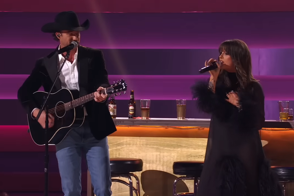 Ella Langley And Riley Green Perform “you look like you love me” At CMA ...