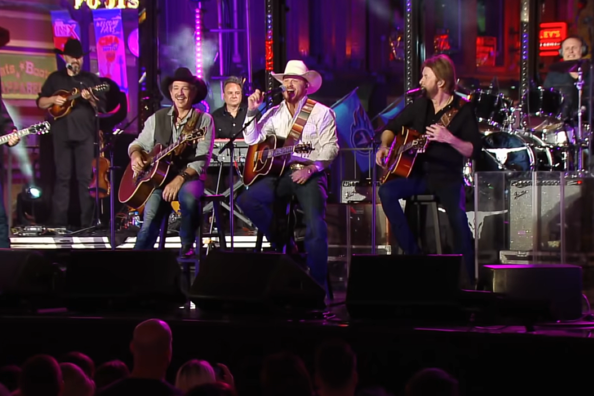 Cody Johnson and Brooks & Dunn performing together