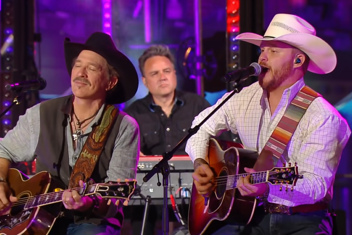 Cody Johnson and Kix Brooks Performing together